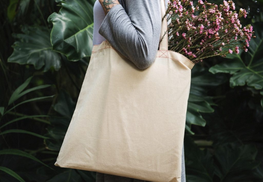 can you wash tote bags