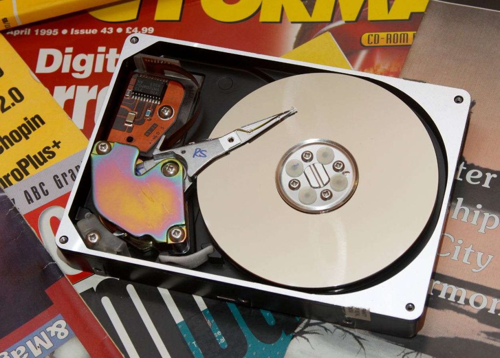 hard disk drive