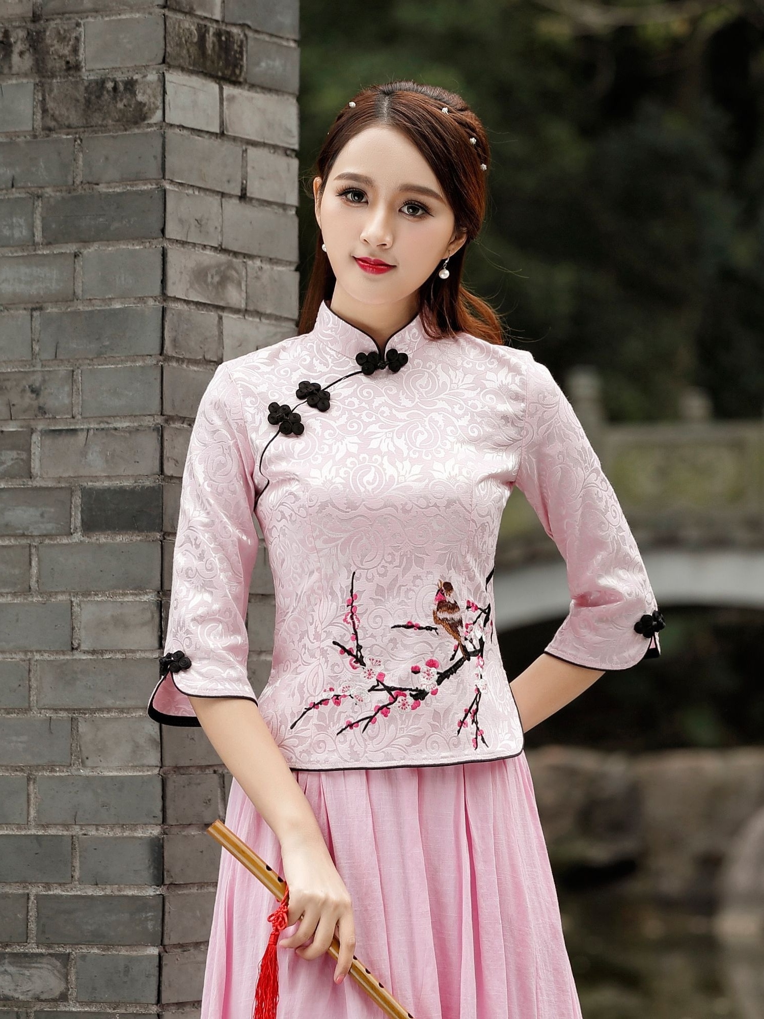 Chinese traditional dress