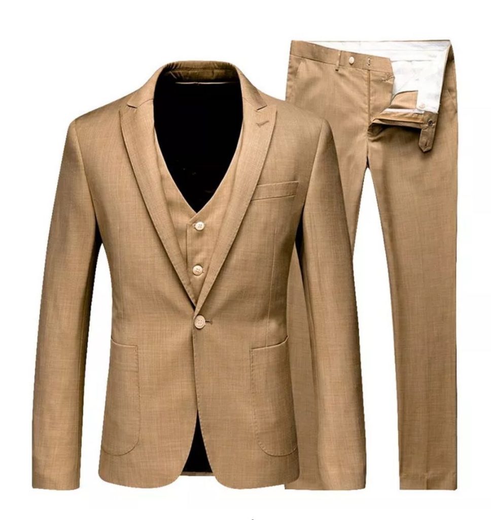 Maroon suits for ment is a bold and versatile choice that adds a touch of sophistication and individuality to a man's wardrobe.