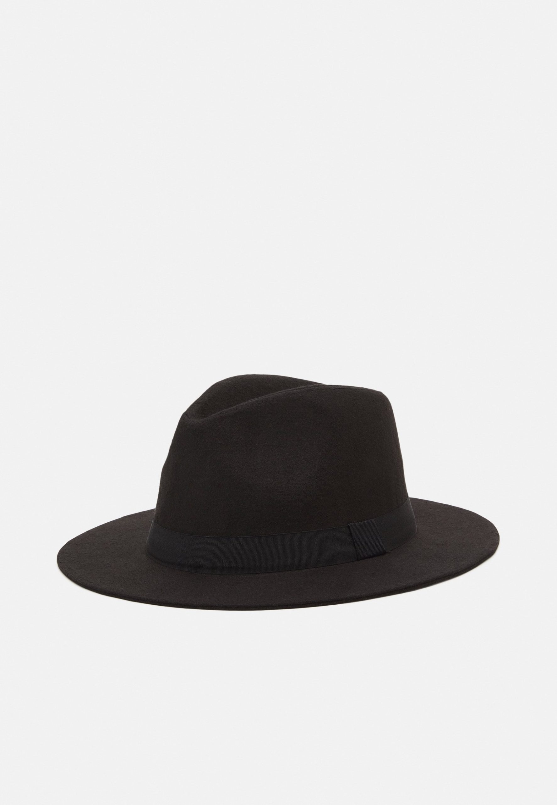 Fedora hat