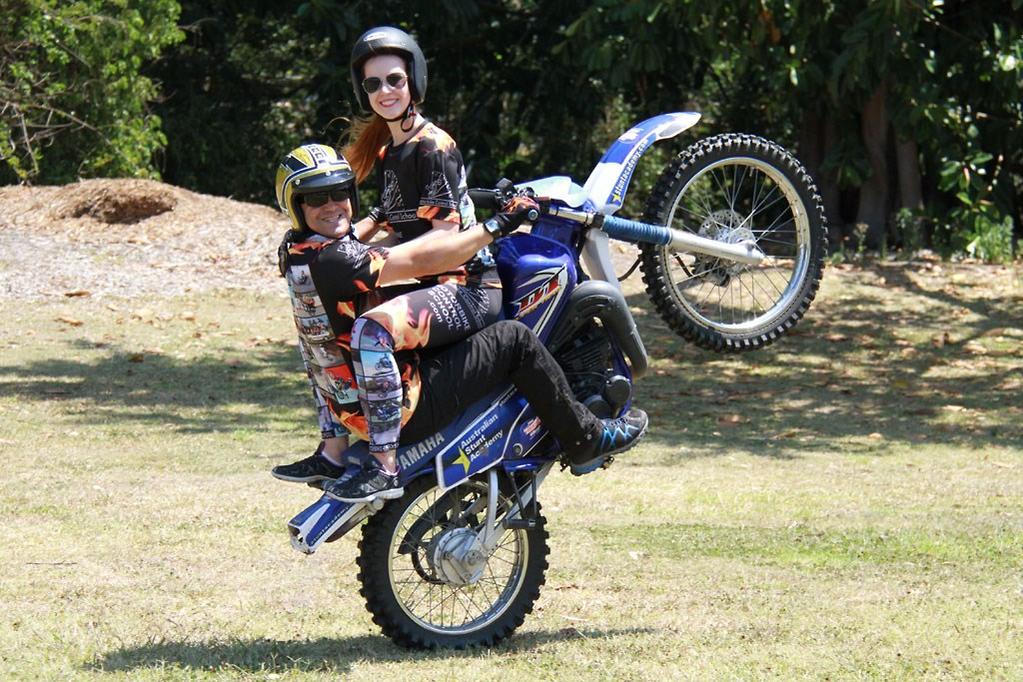 How to wheelie a motorcycle