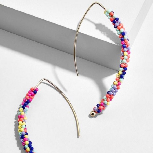 Decide between gold or silver jewelry