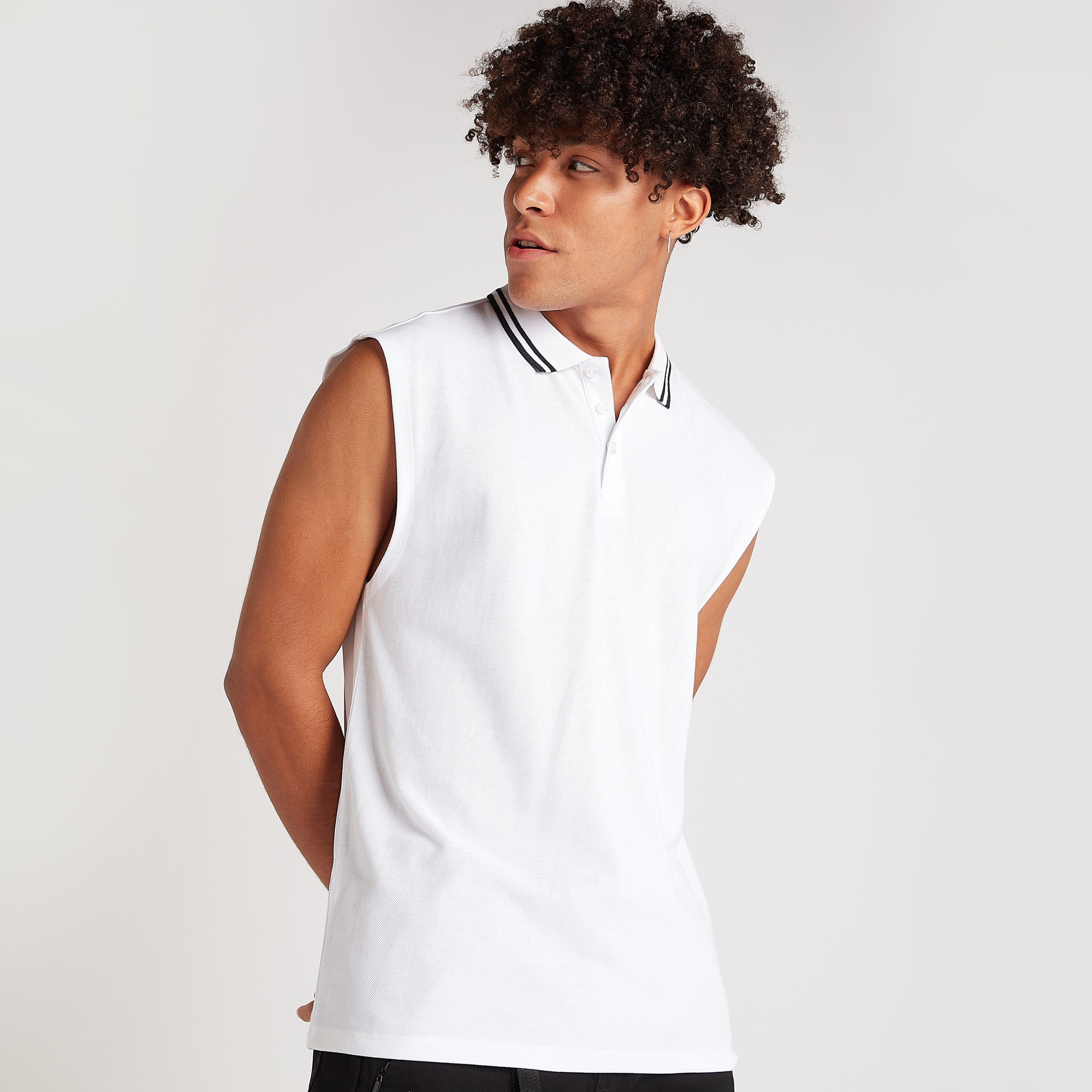 Sleeveless polo shirt