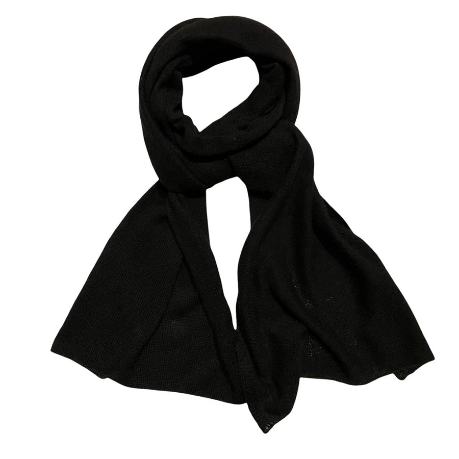 black cashmere scarf