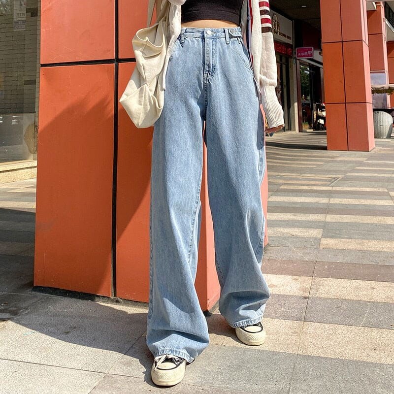 wear with baggy jeans women