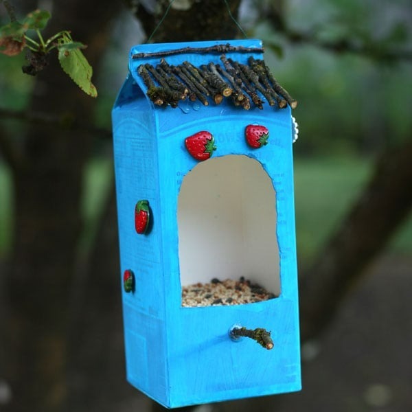 milk carton bird feeder