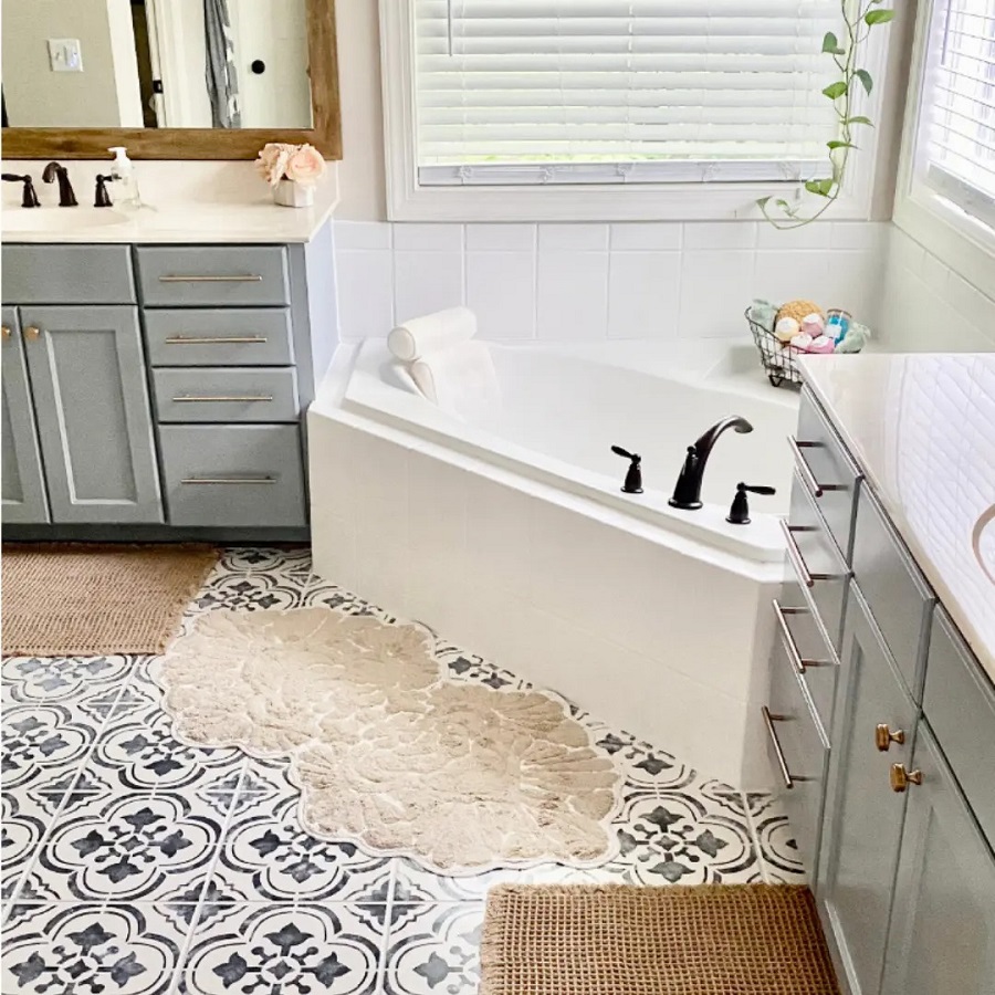 master bathroom floor plans