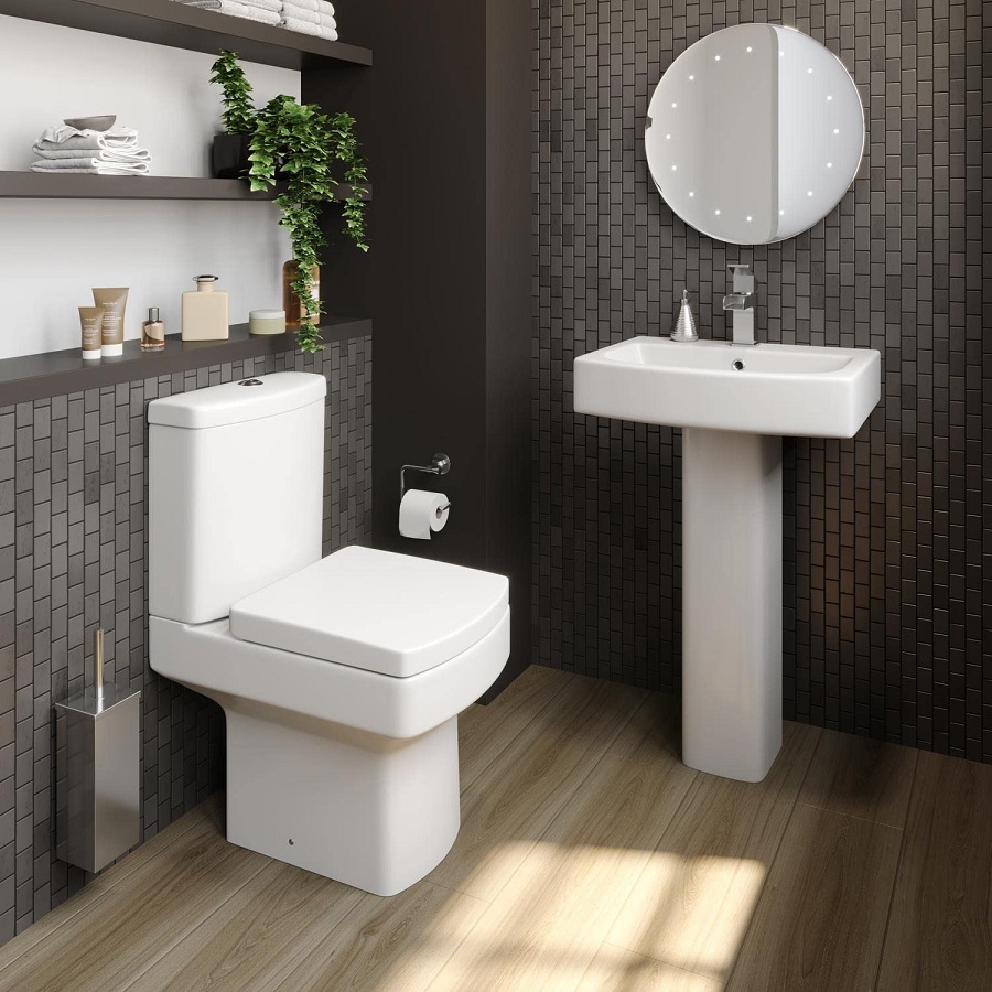 square bathroom layout