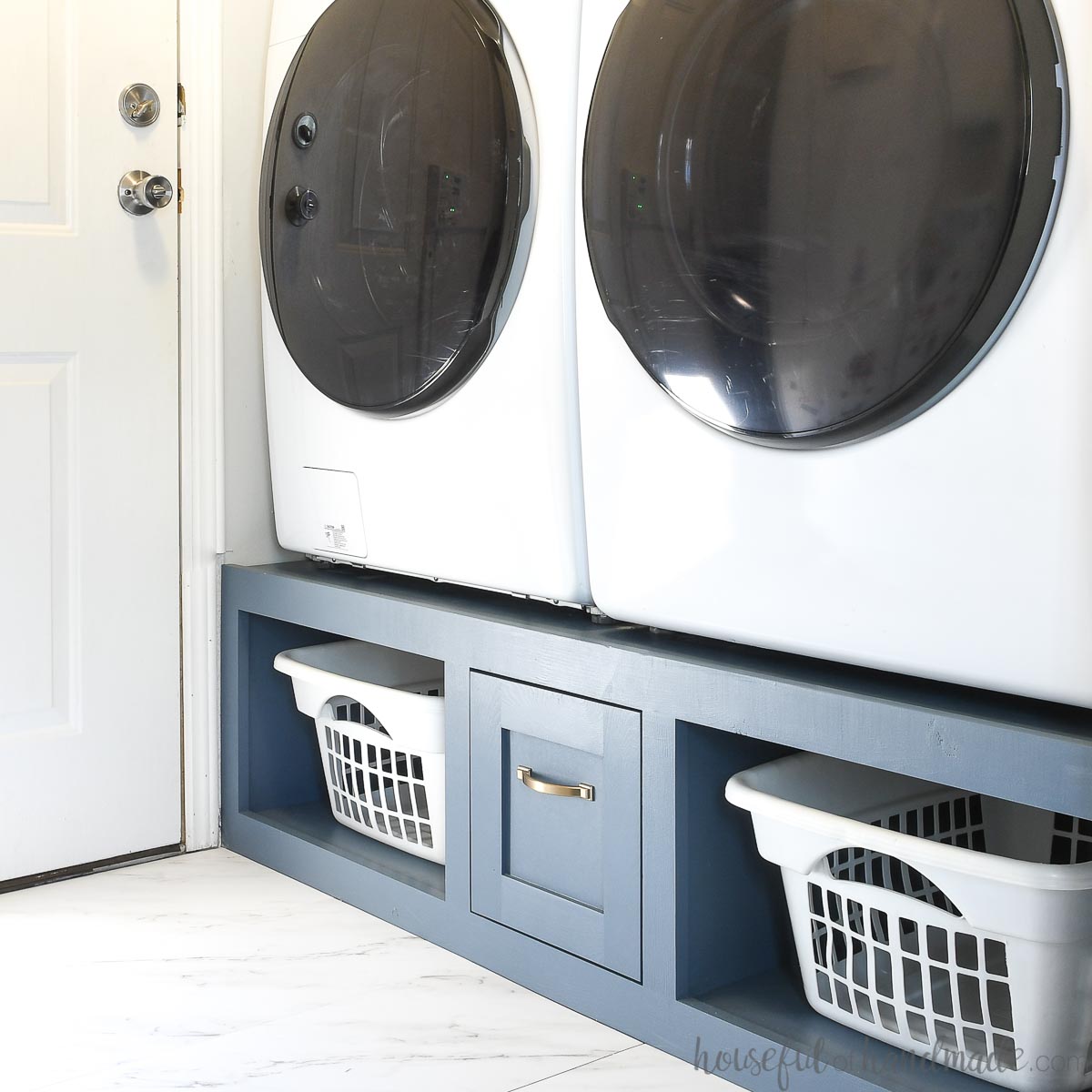 washer and dryer pedestal