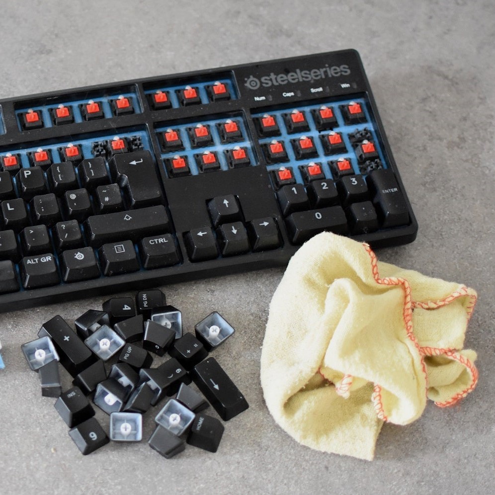 clean mechanical keyboard