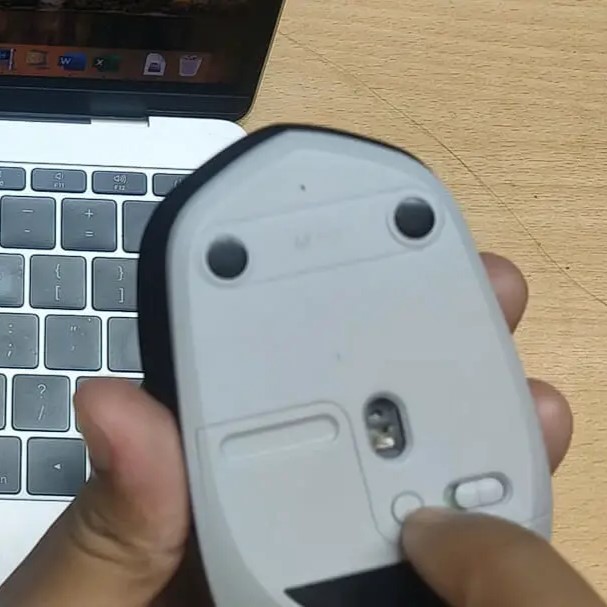 connect wireless mouse