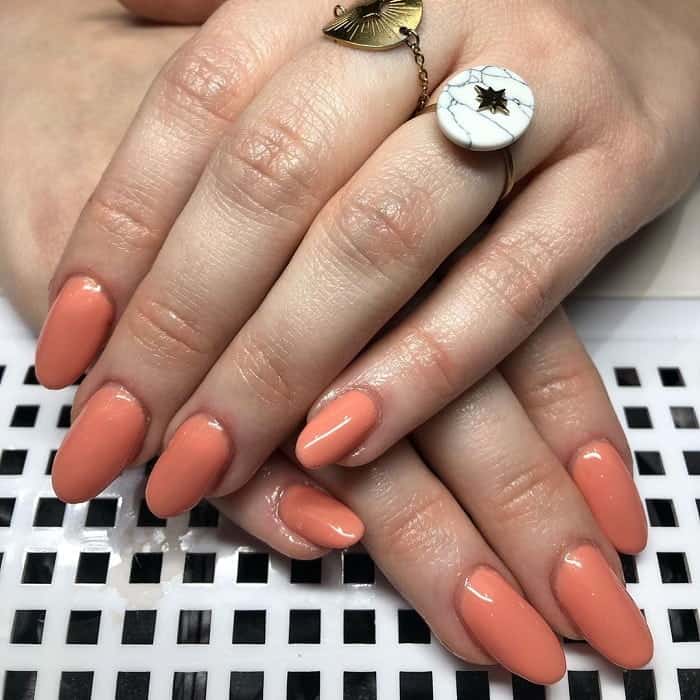 peach nail polish