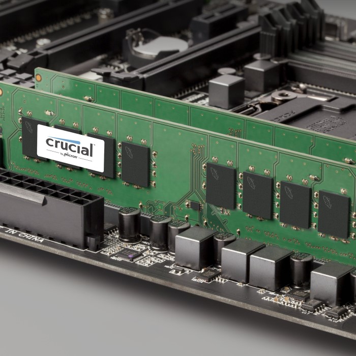 can you use ddr4 on a ddr5 motherboard