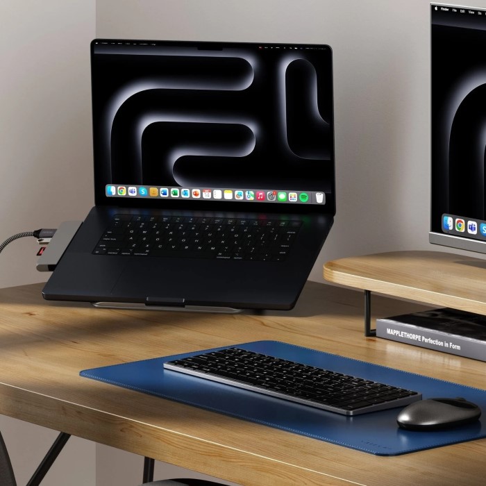 macbook pro docking station