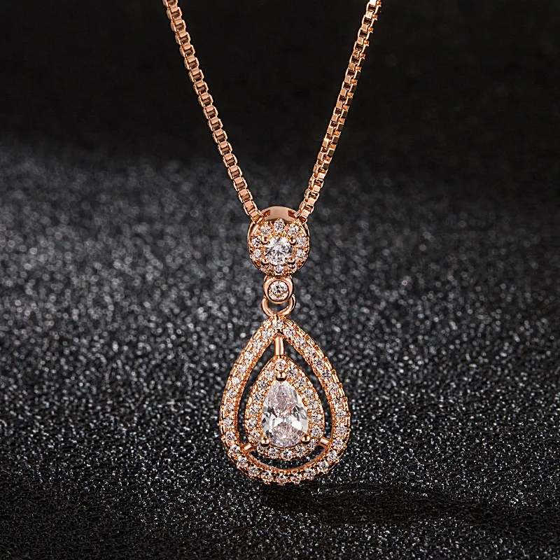 gold diamond necklaces