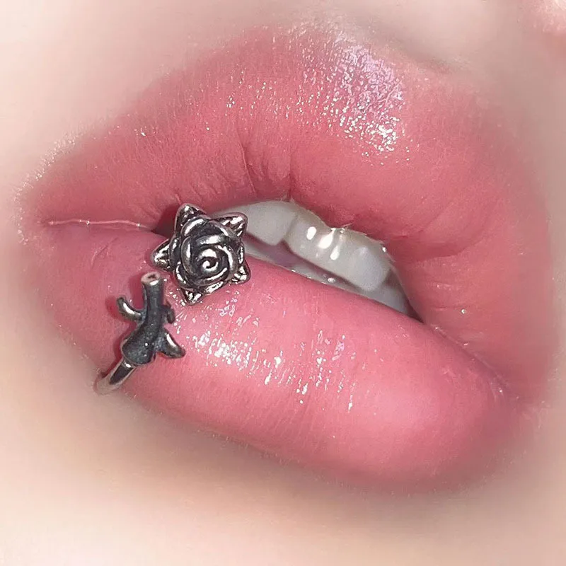 vertical labret