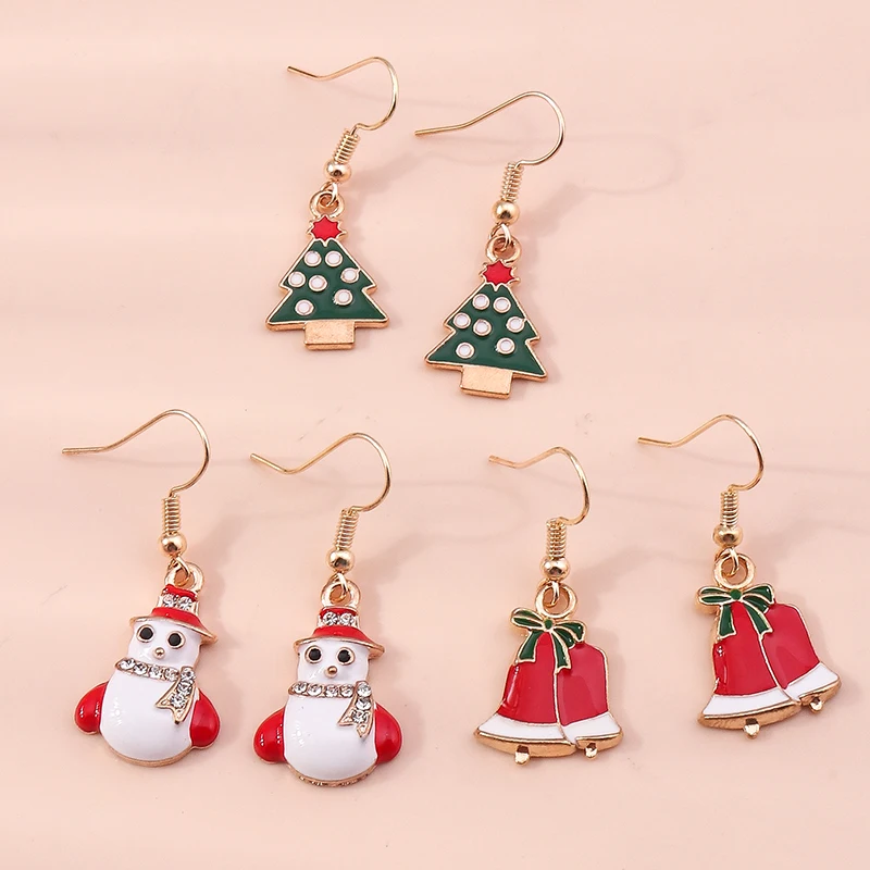 gold christmas earrings