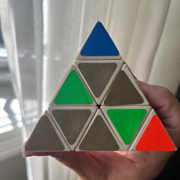 triangle rubik's cube