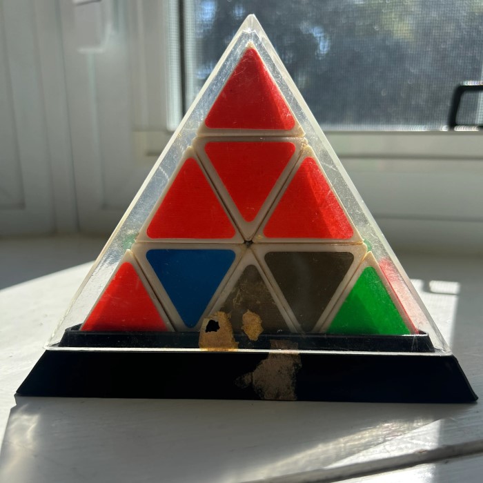 triangle rubik's cube