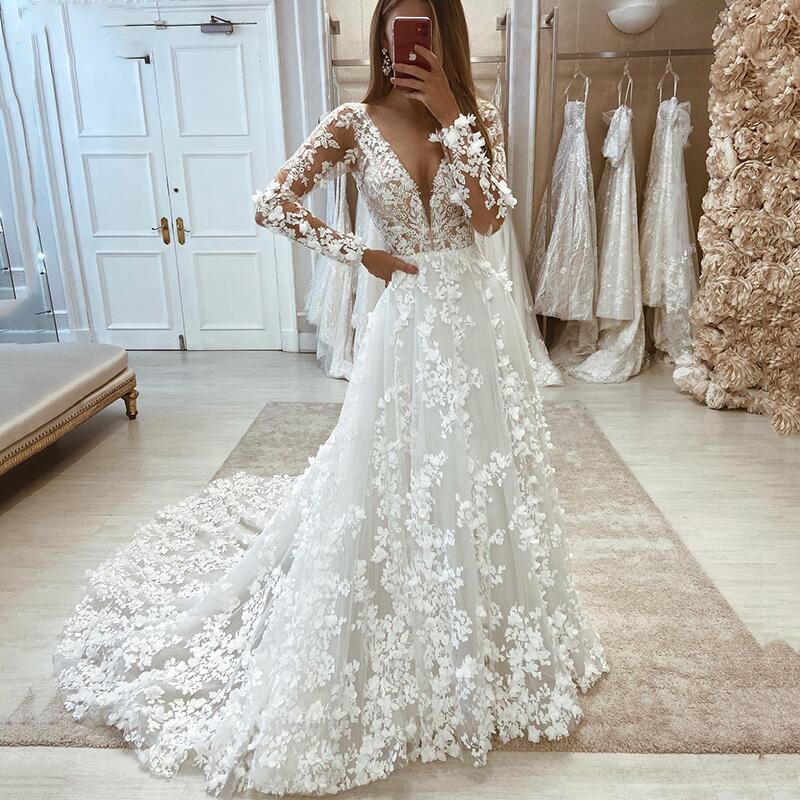 lace wedding gown