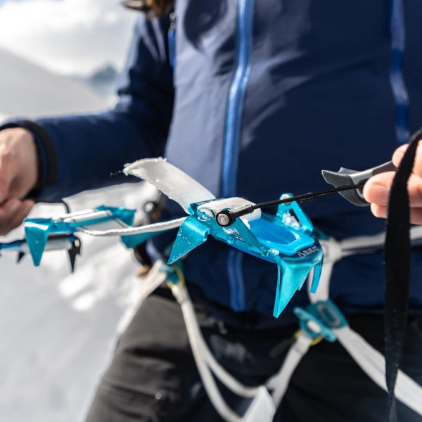 mountaineering crampons