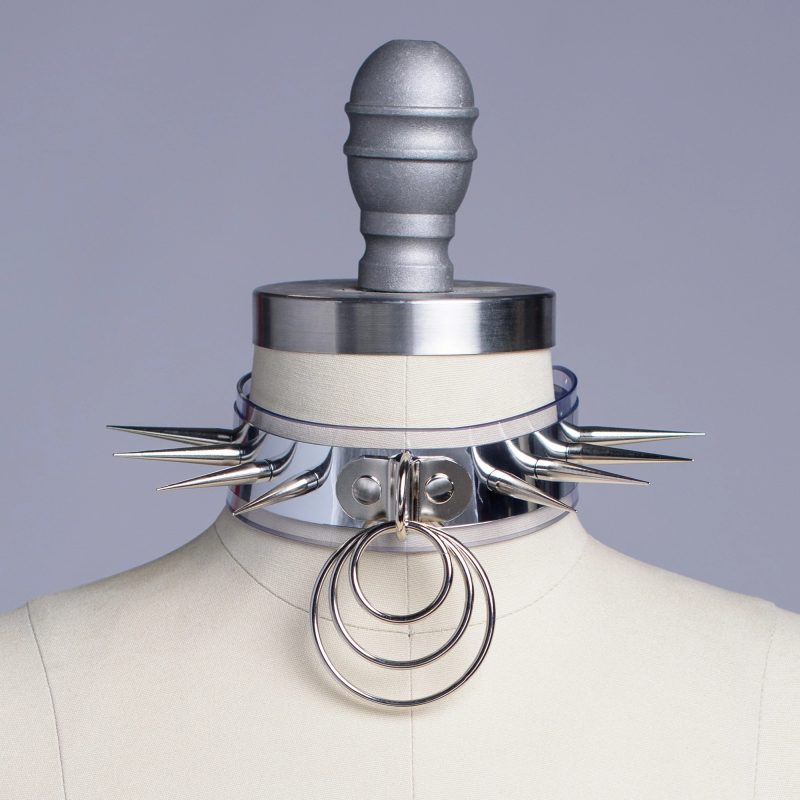 spiky choker