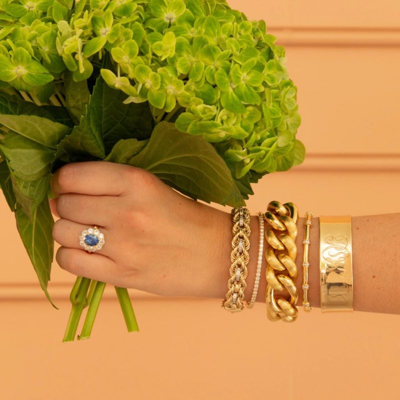 chunky gold bangle