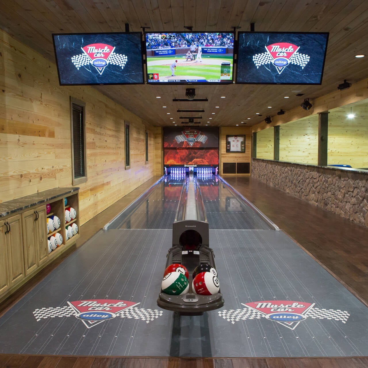 garage bowling