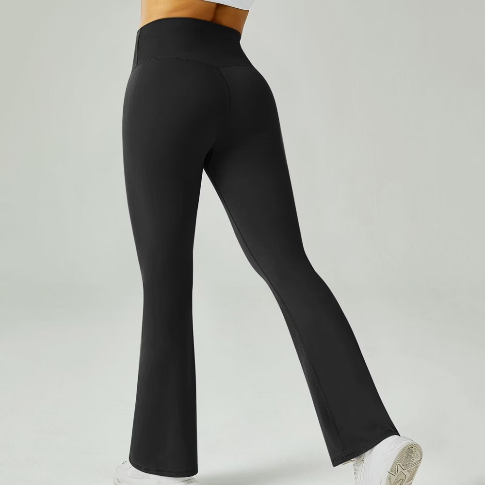 black yoga pants
