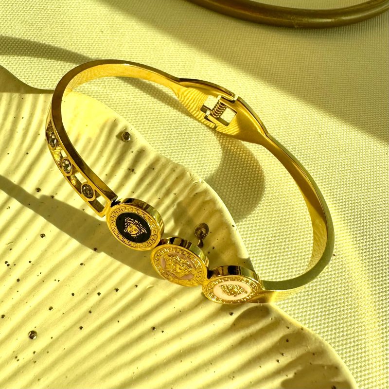 versace bangle