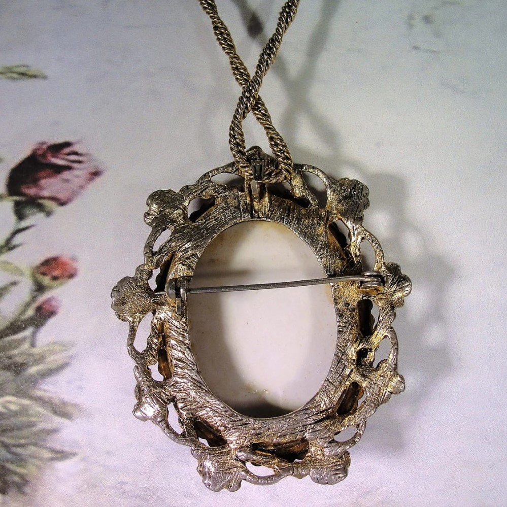 brooch necklace