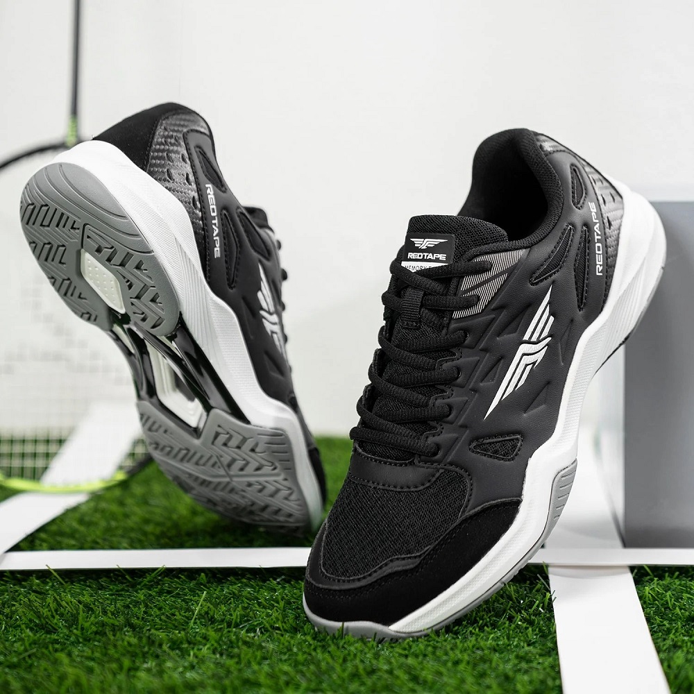 tennis shoes