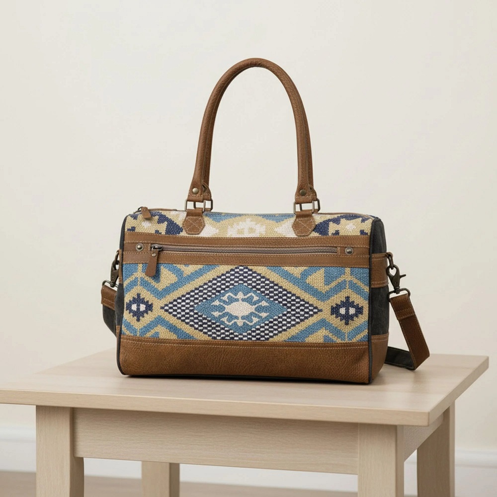 myra bags