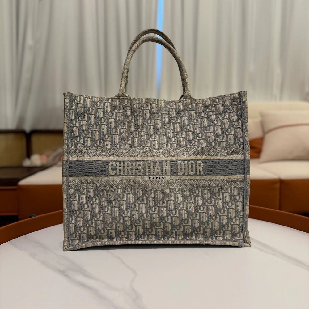 christian dior bags