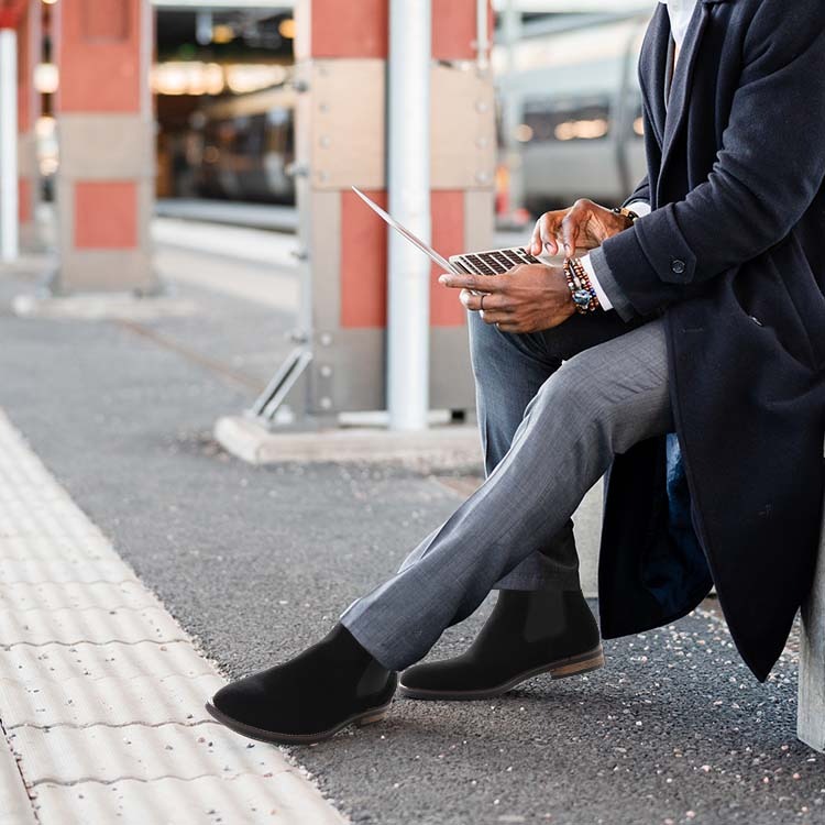chelsea boots