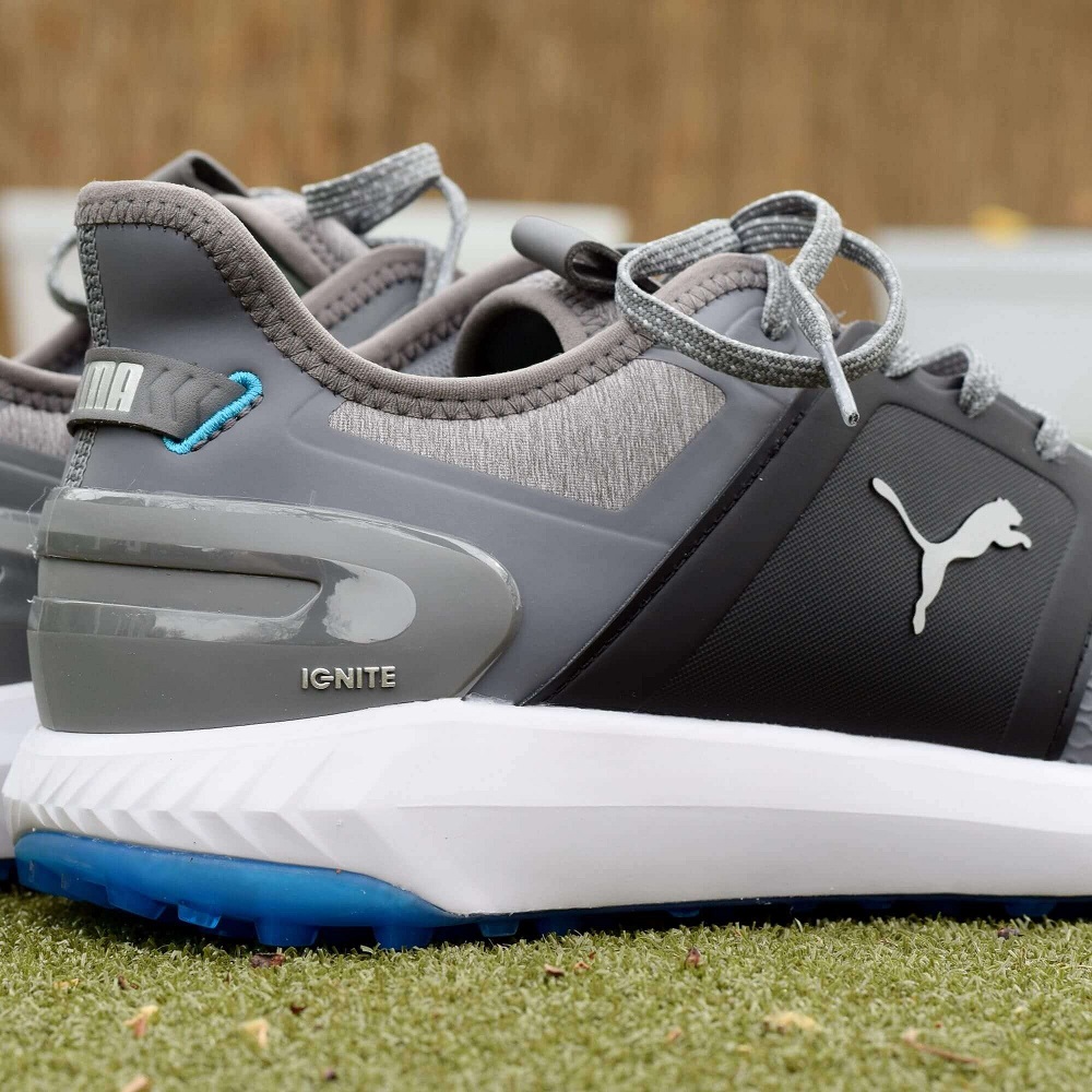 golf shoes
