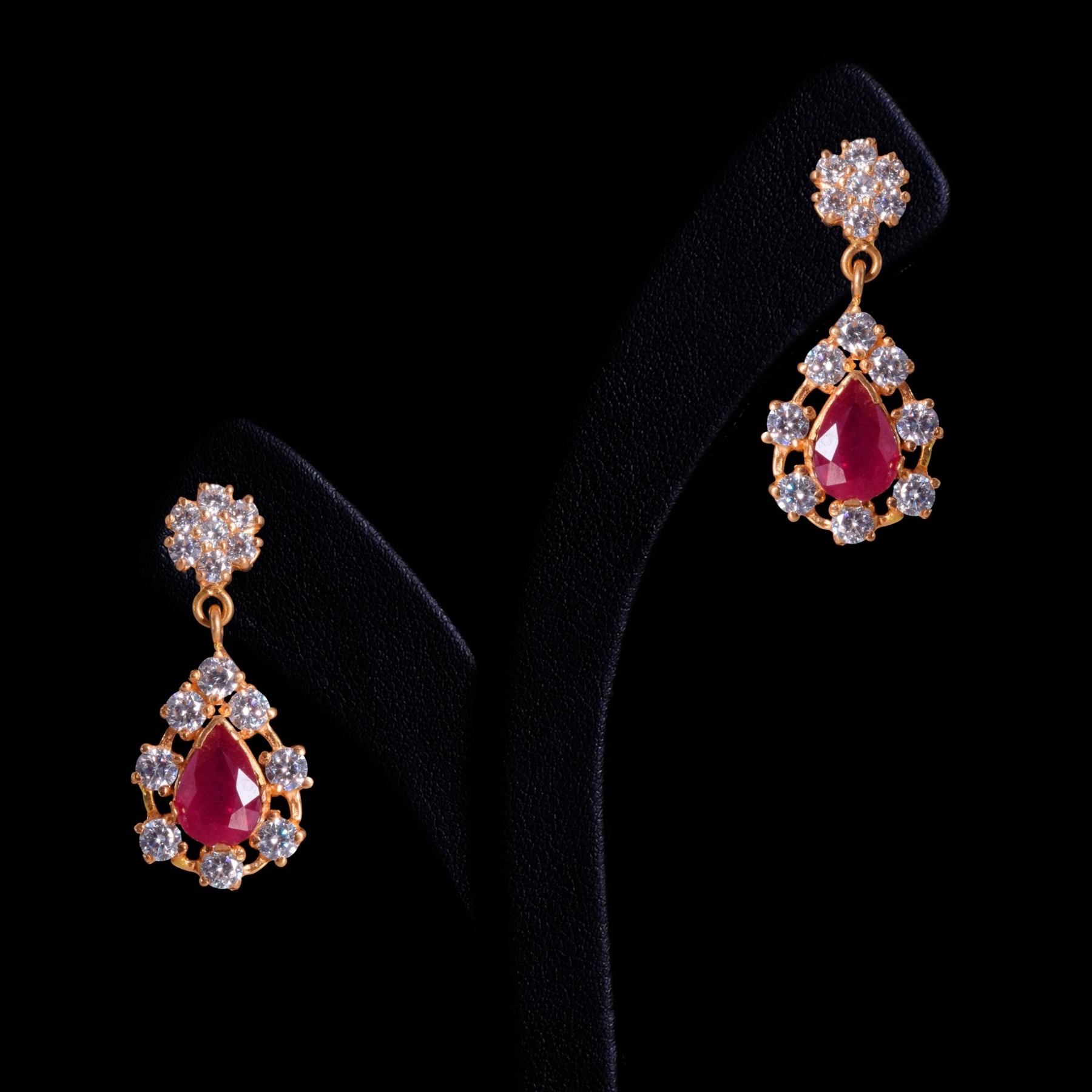 small gold earrings