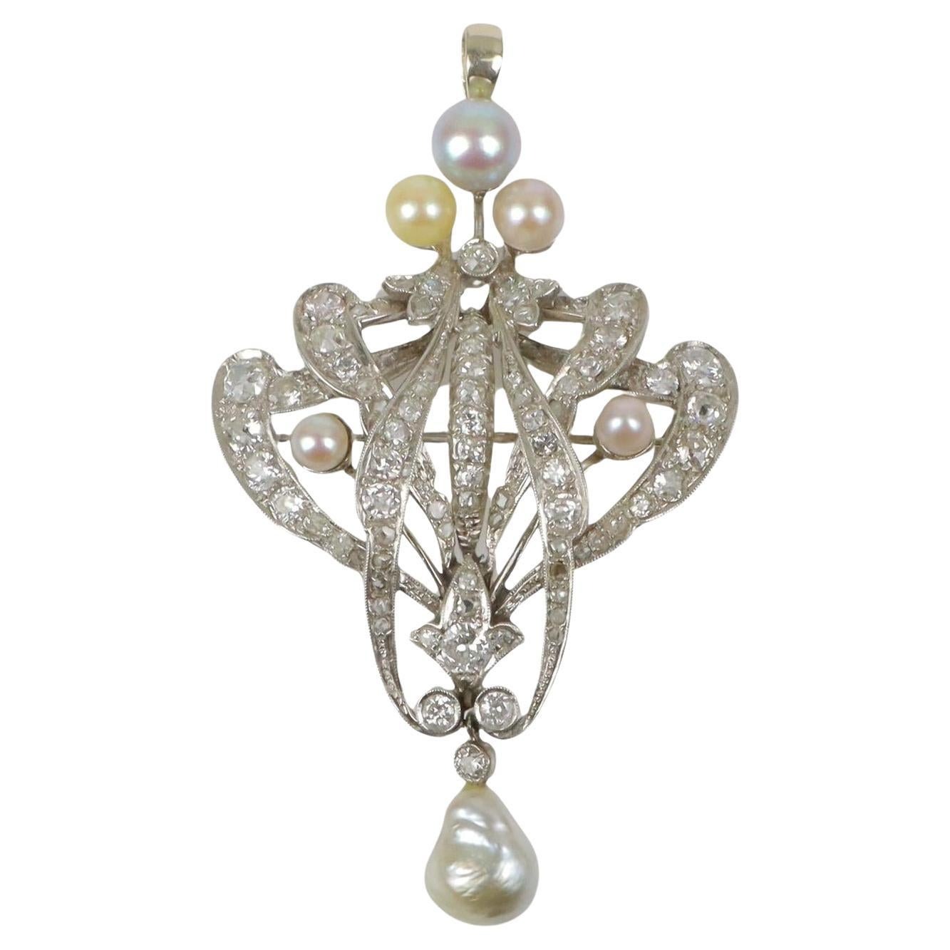 what is a brooch
